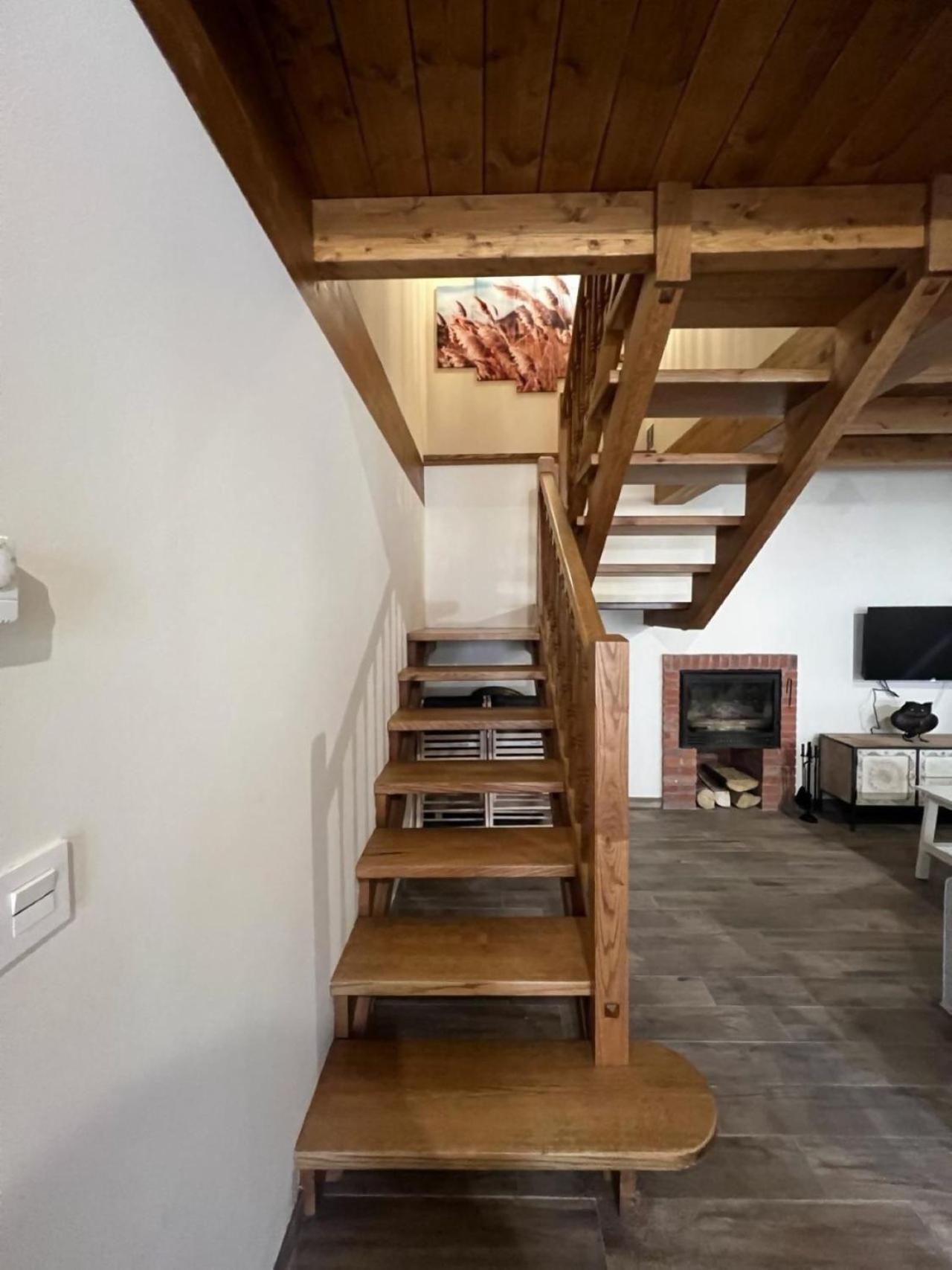 Casa Moises En Bimenes Villa Eksteriør bilde