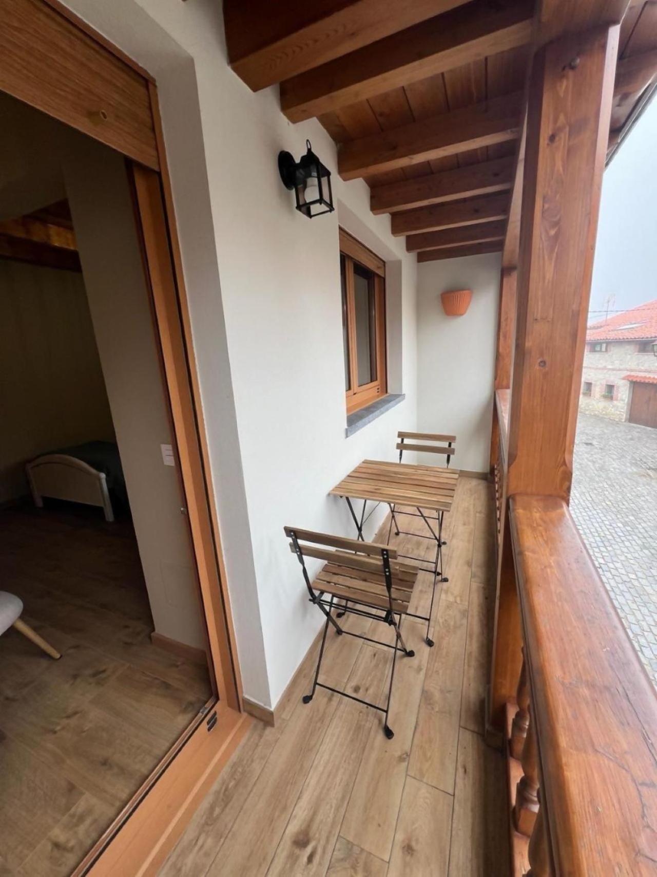 Casa Moises En Bimenes Villa Eksteriør bilde